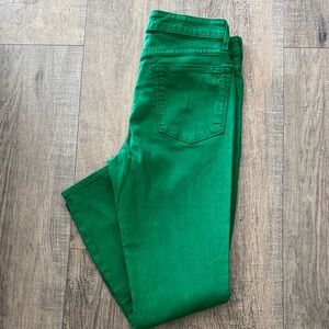 Women’s Skinny Jeans in Vibrant Green